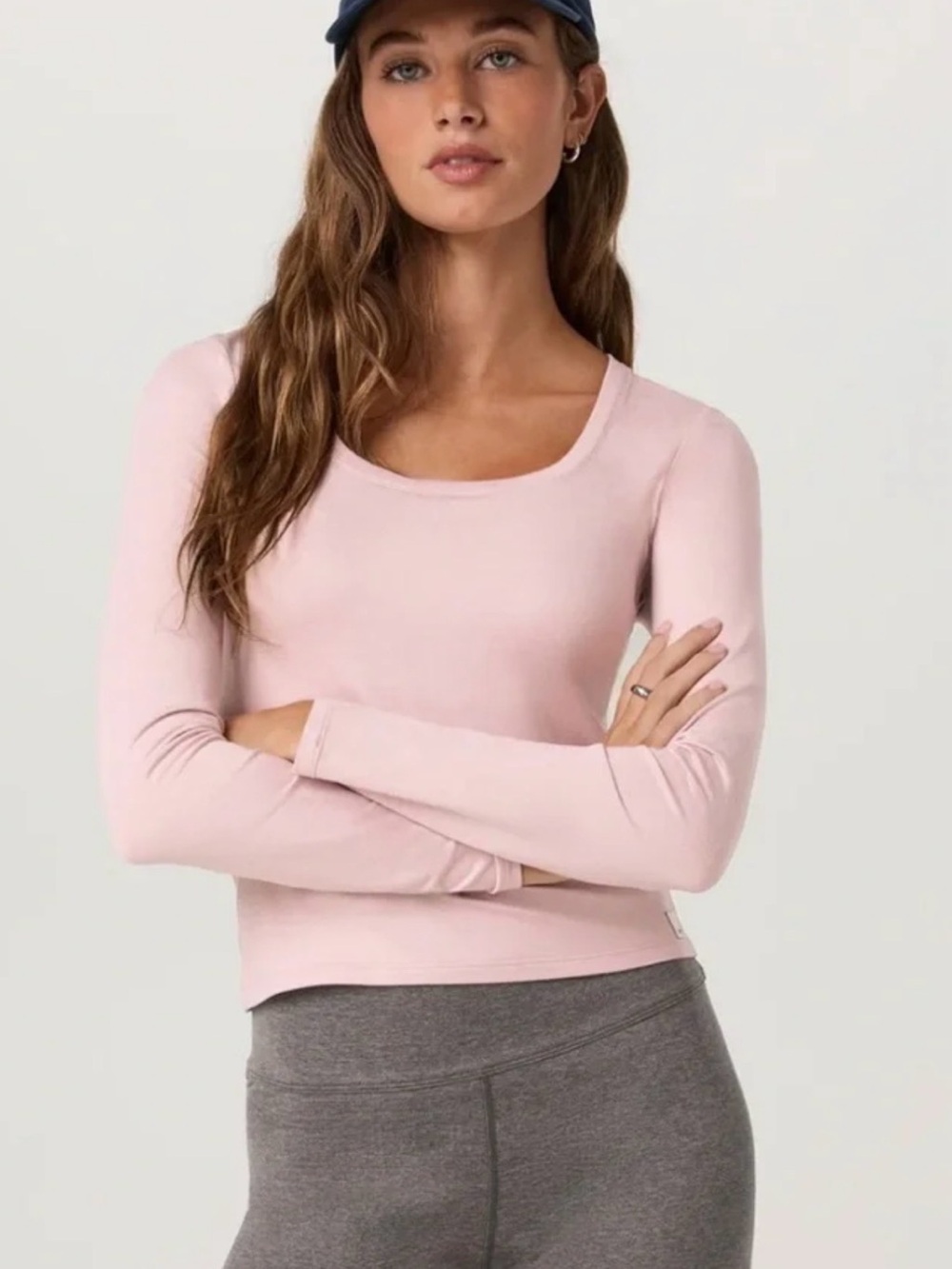 Vuori Long Sleeve Halo Essential Scoop Top - Vintage Rose Heather - Med NWT!